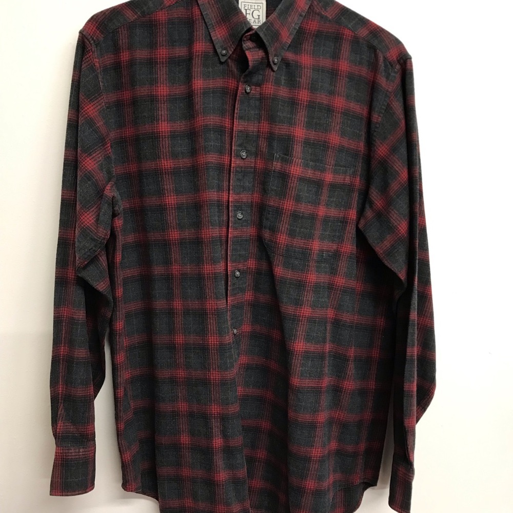 - Men’s Flannel Button Down Shirt Sz LT